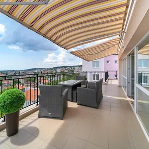 Apartament Vinnie View, Varna